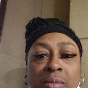 Meet your Posher, Yolanda